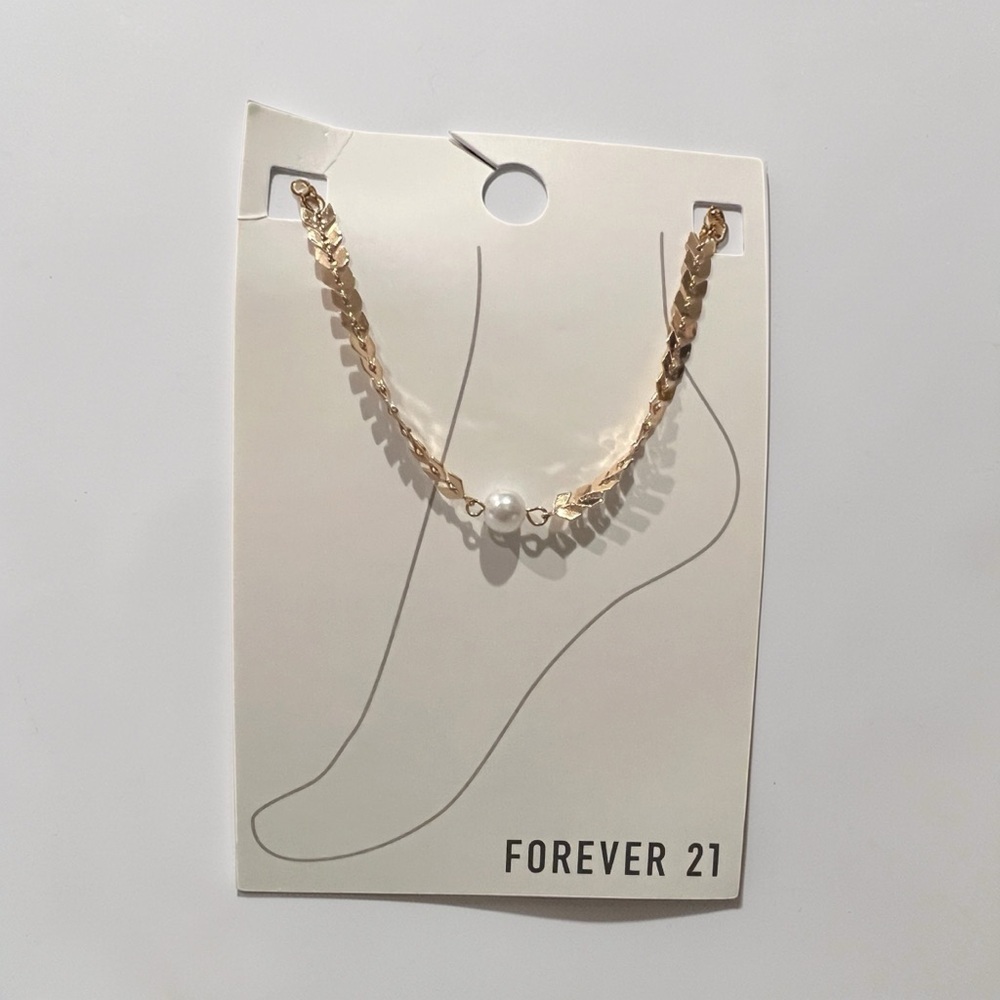 Forever 21 Gold-Tone Pearl Anklet / Bracelet NWT
